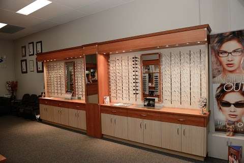 Photo: Melton Optical Services - Dr. Mario Borazio